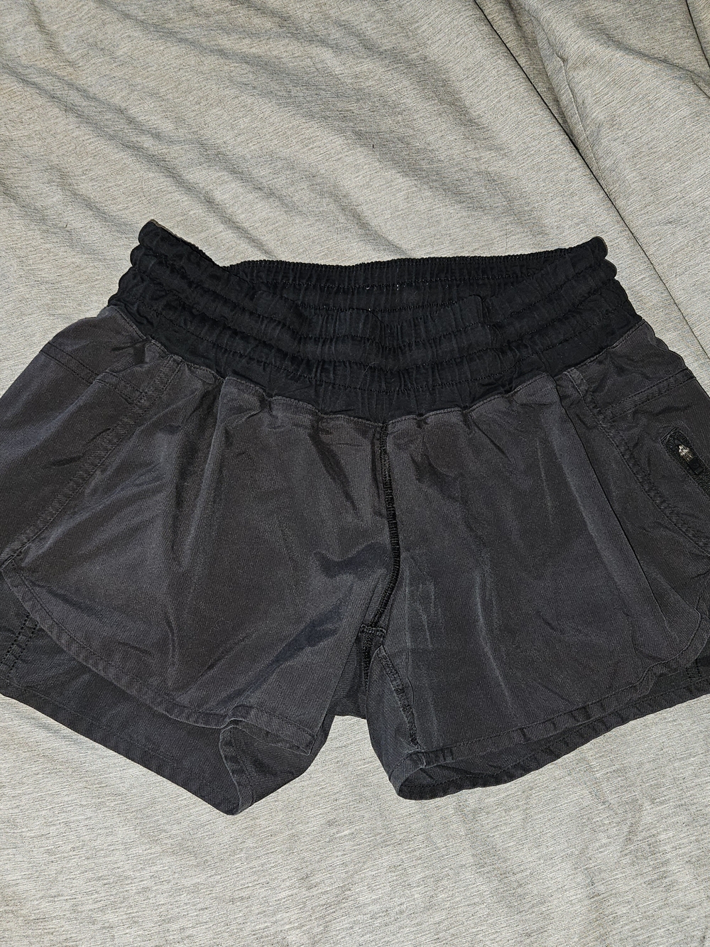 lululemon athletica Black Elastic-Waist Athletic Shorts